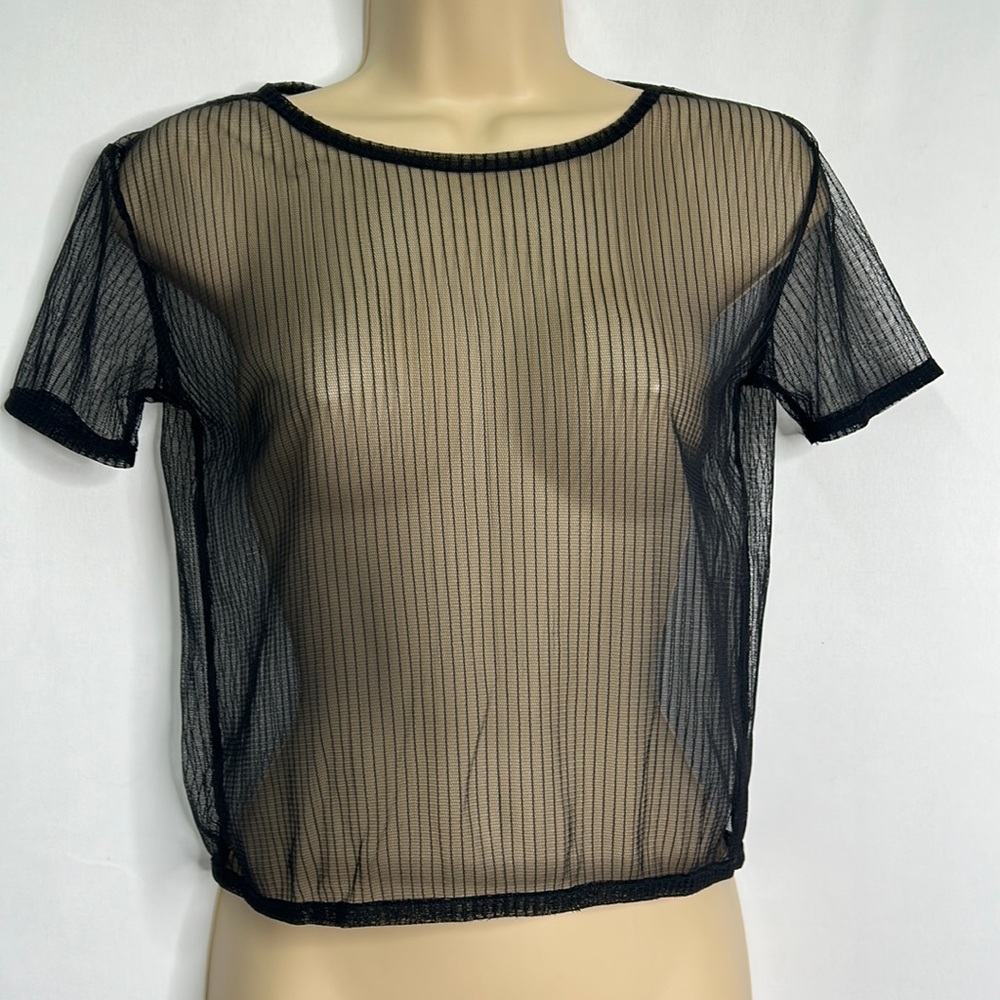 Kendall & Kylie mesh short sleeve crop top